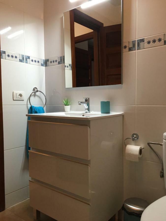 Sunny Summerland Los Cristianos, Ap With City And Ocean View 로스크리스티아노스 외부 사진