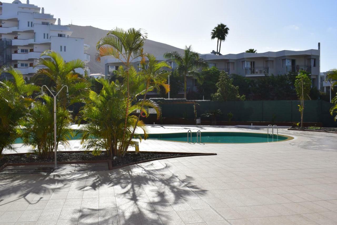 Sunny Summerland Los Cristianos, Ap With City And Ocean View 로스크리스티아노스 외부 사진