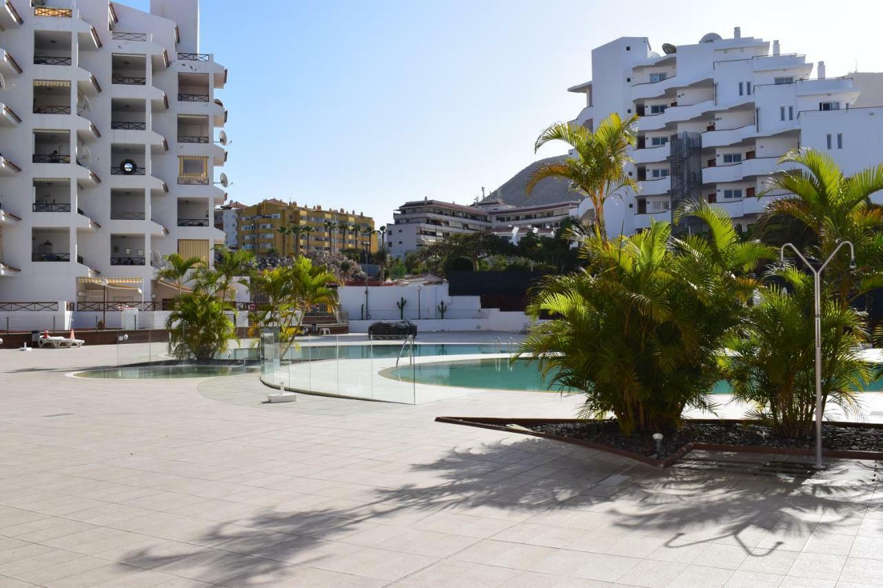 Sunny Summerland Los Cristianos, Ap With City And Ocean View 로스크리스티아노스 외부 사진